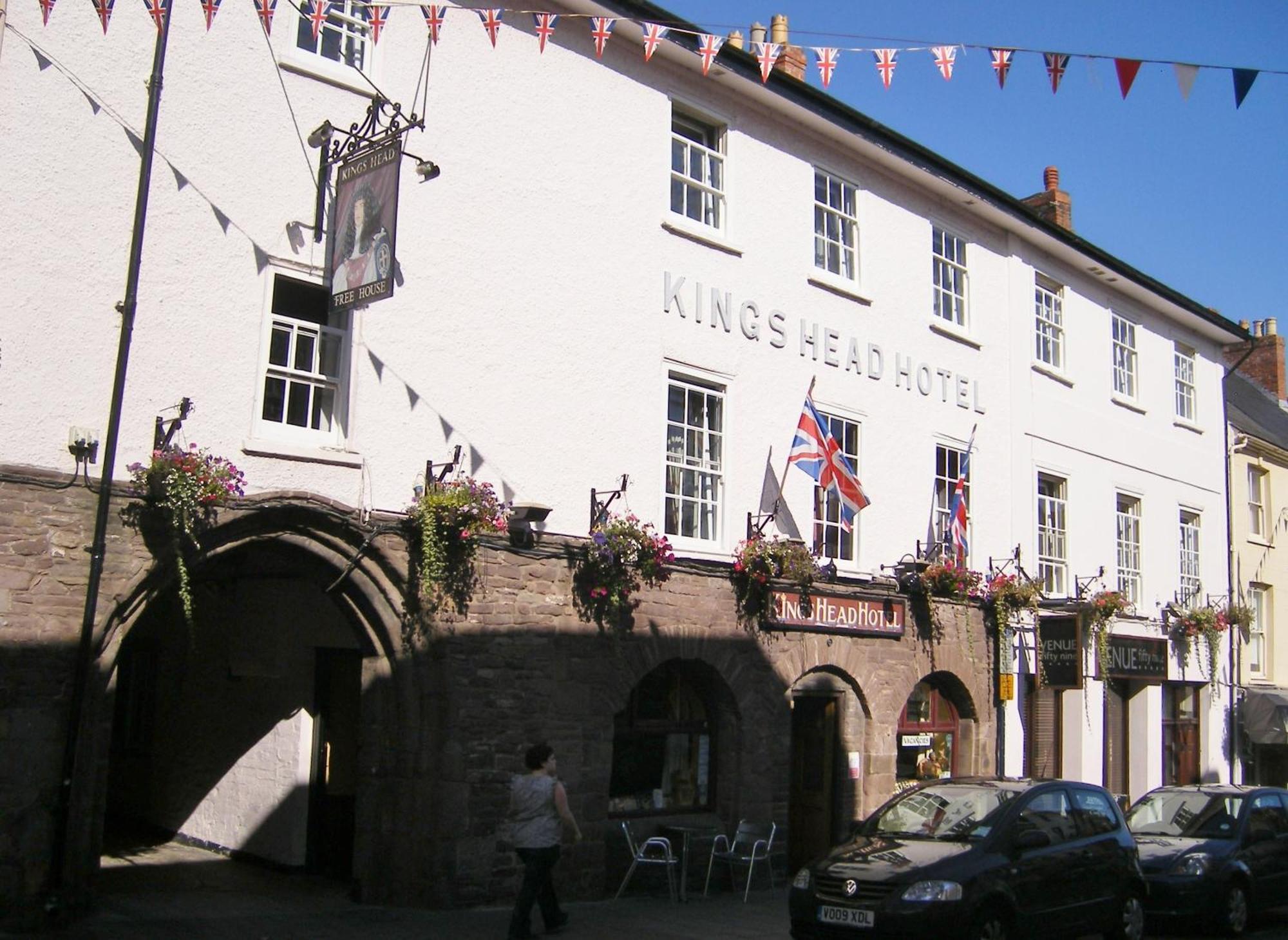 The Kings Head Hotel Abergavenny Bagian luar foto