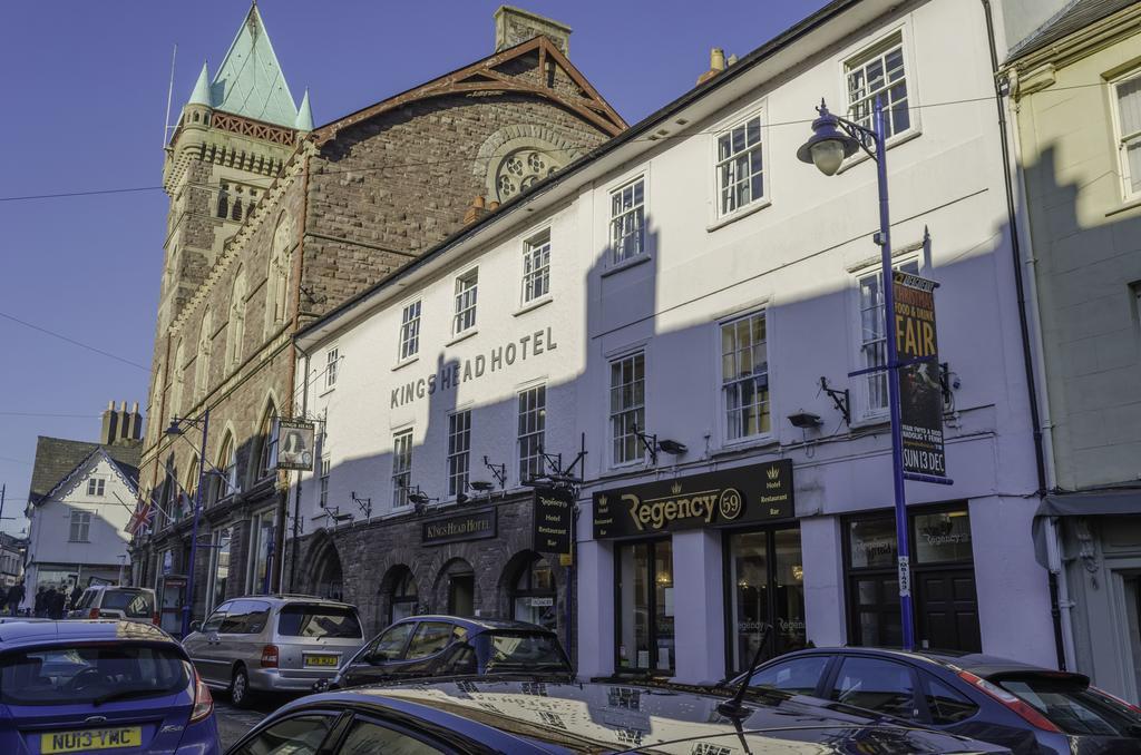 The Kings Head Hotel Abergavenny Bagian luar foto